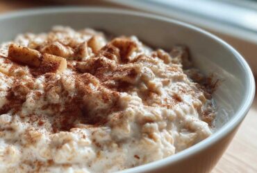 Cinnamon Apple Overnight Oats