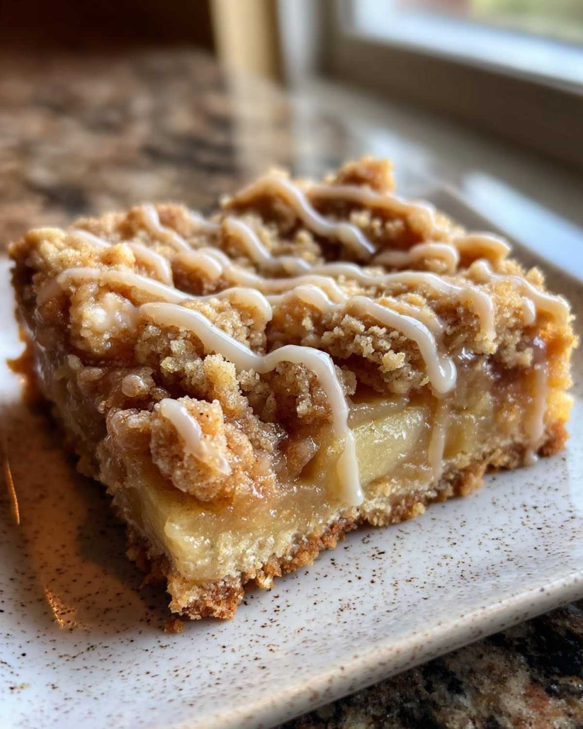Glazed Apple Pie Bars - detail 1