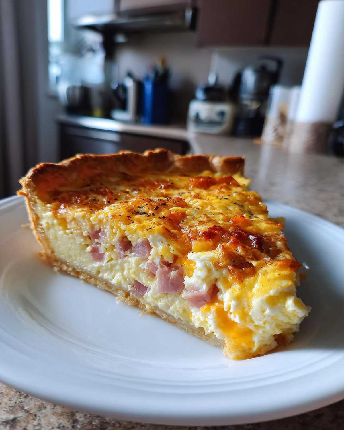Ham & Cheese Quiche - detail 3