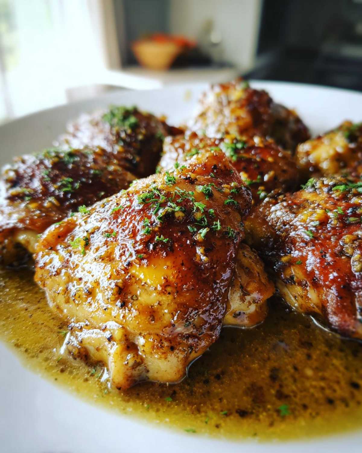 Honey Garlic Glazed Chicken Thighs - detail 2