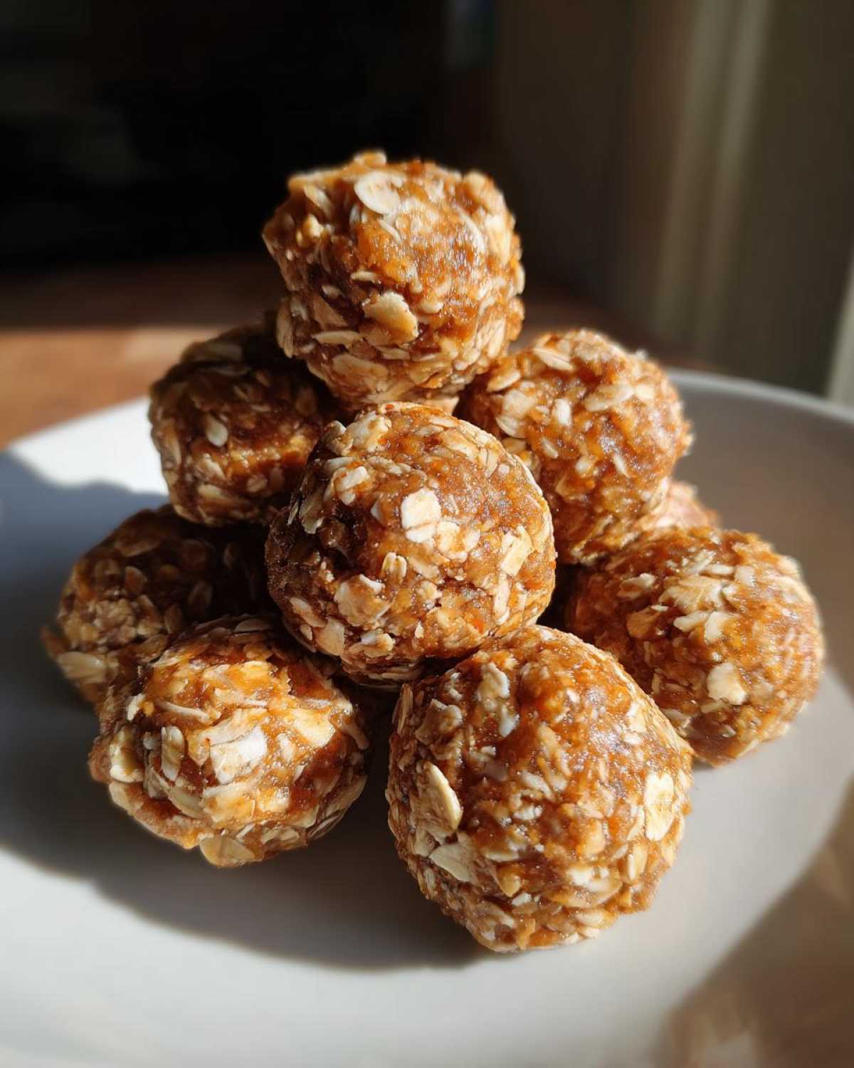 No-Bake Pumpkin Oat Energy Bites - detail 1