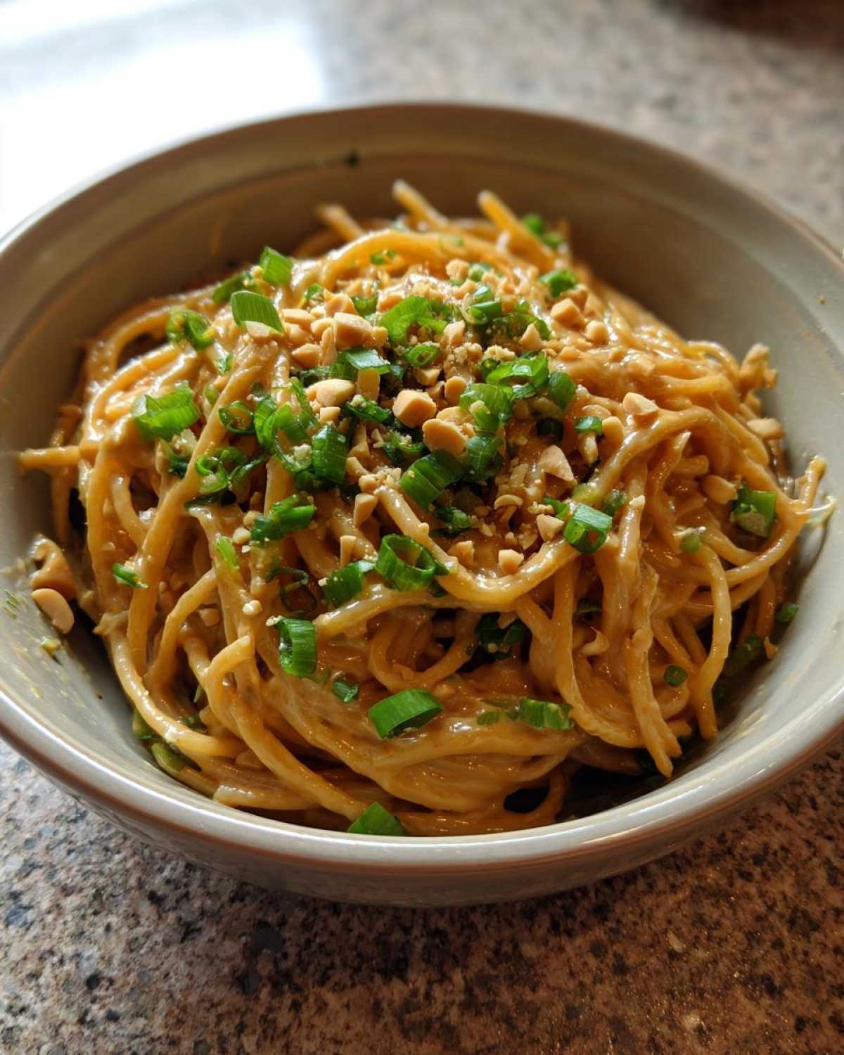 Spicy Thai Peanut Noodles - detail 1